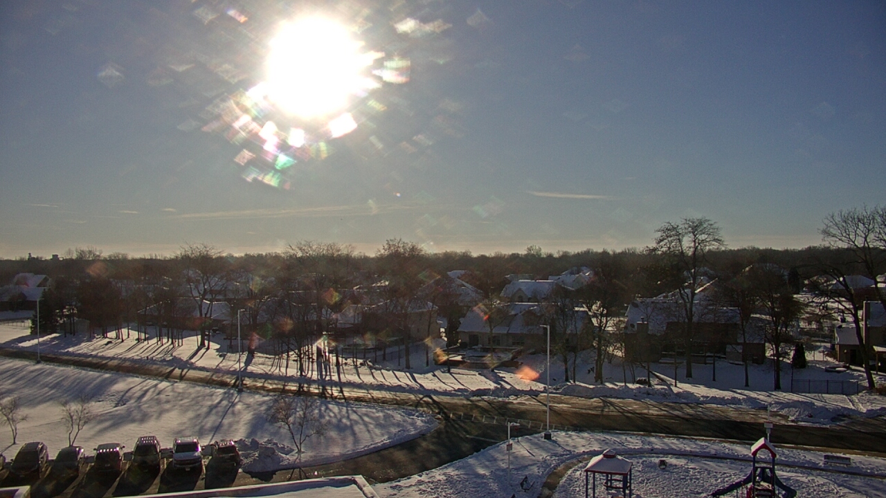 Thumbnail for current weather camera view from Morris Elementary School in Morris, Illinois