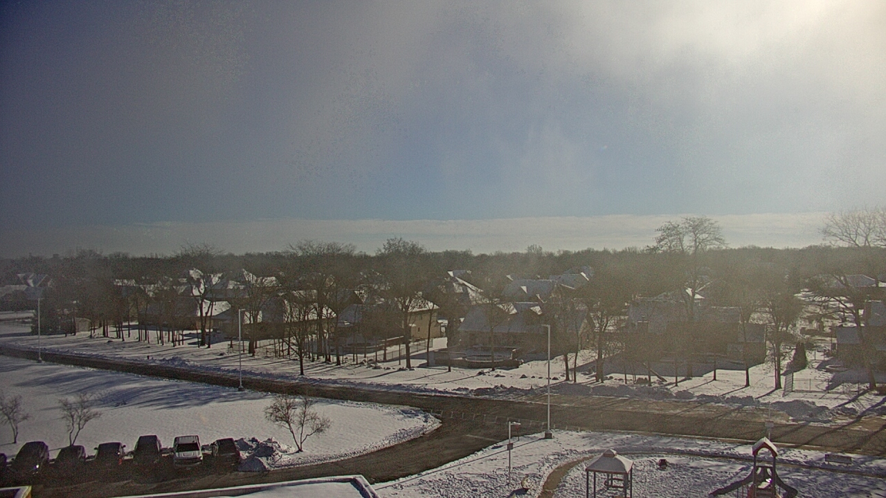 Thumbnail for current weather camera view from Morris Elementary School in Morris, Illinois