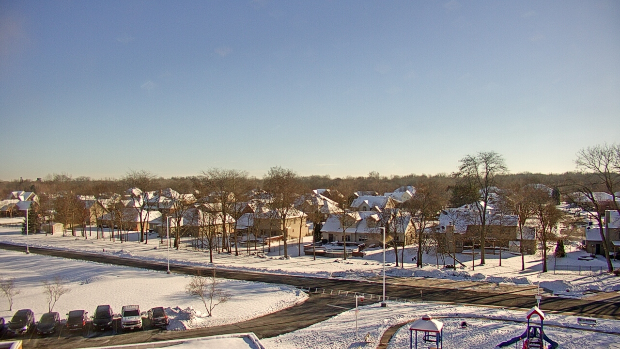 Thumbnail for current weather camera view from Morris Elementary School in Morris, Illinois