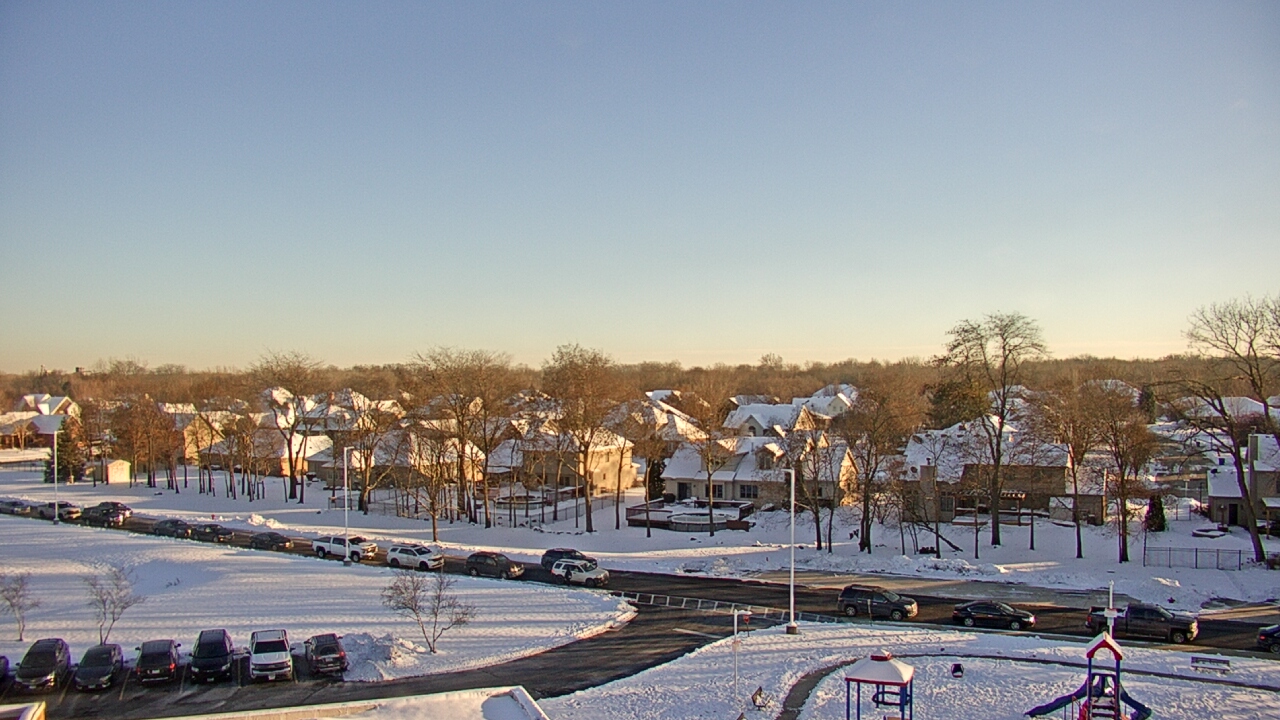 Thumbnail for current weather camera view from Morris Elementary School in Morris, Illinois