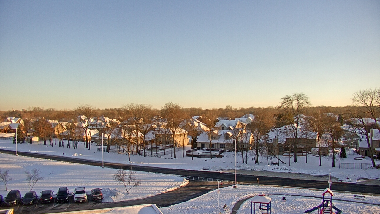 Thumbnail for current weather camera view from Morris Elementary School in Morris, Illinois