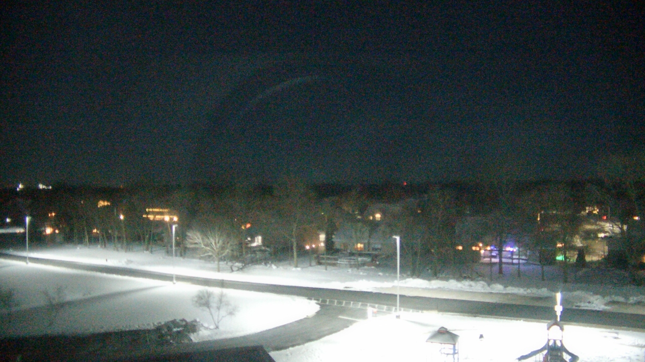 Thumbnail for current weather camera view from Morris Elementary School in Morris, Illinois