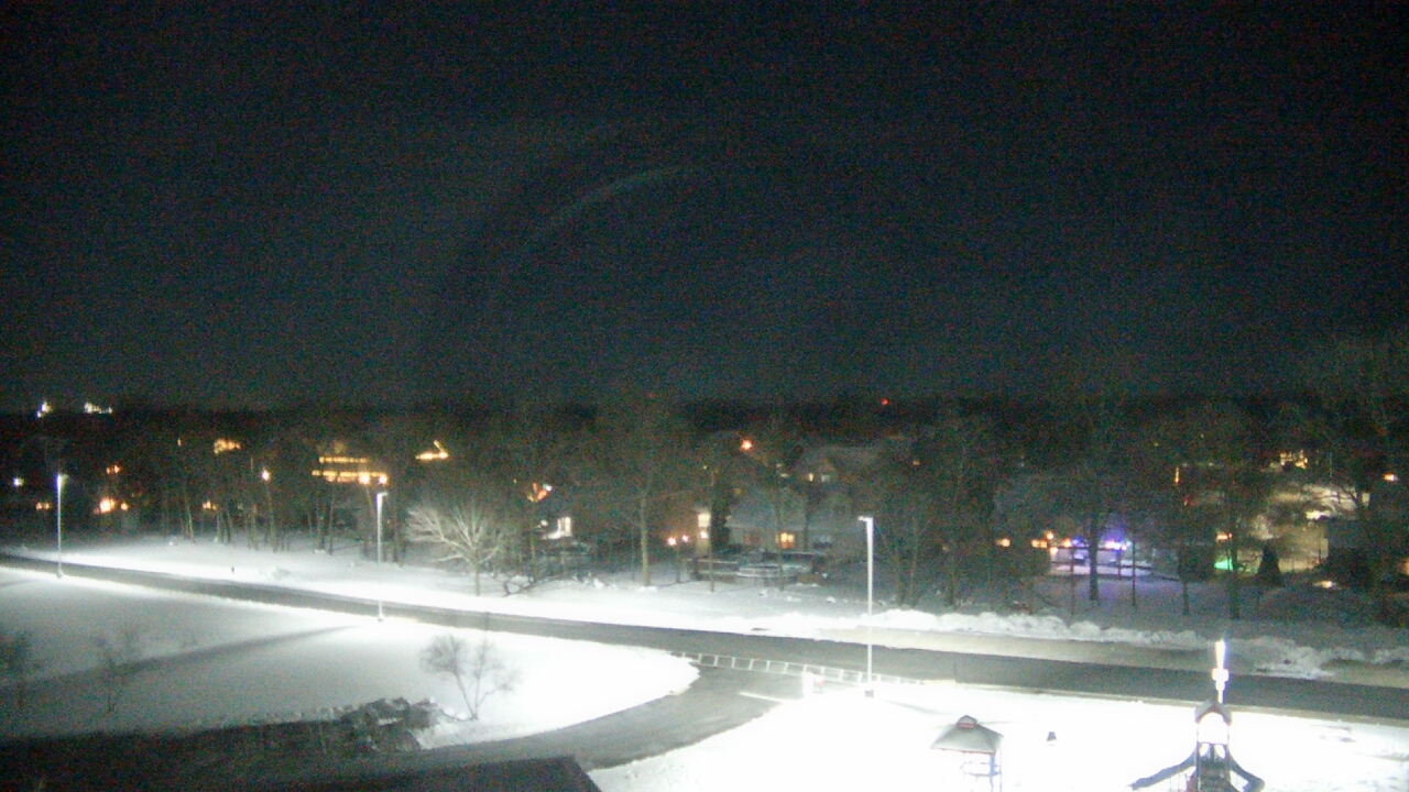 Thumbnail for current weather camera view from Morris Elementary School in Morris, Illinois