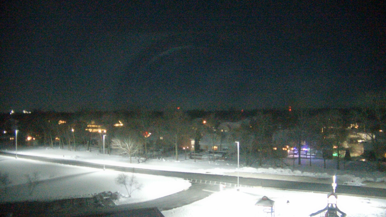 Thumbnail for current weather camera view from Morris Elementary School in Morris, Illinois