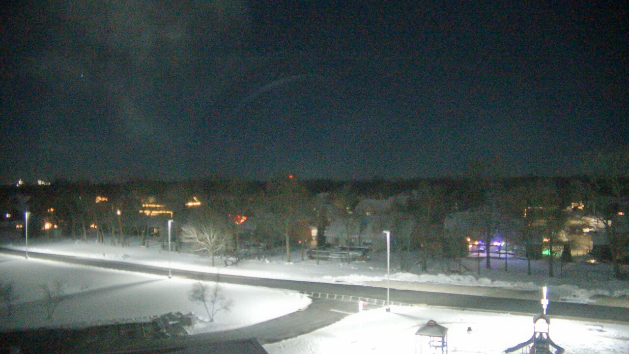 Thumbnail for current weather camera view from Morris Elementary School in Morris, Illinois