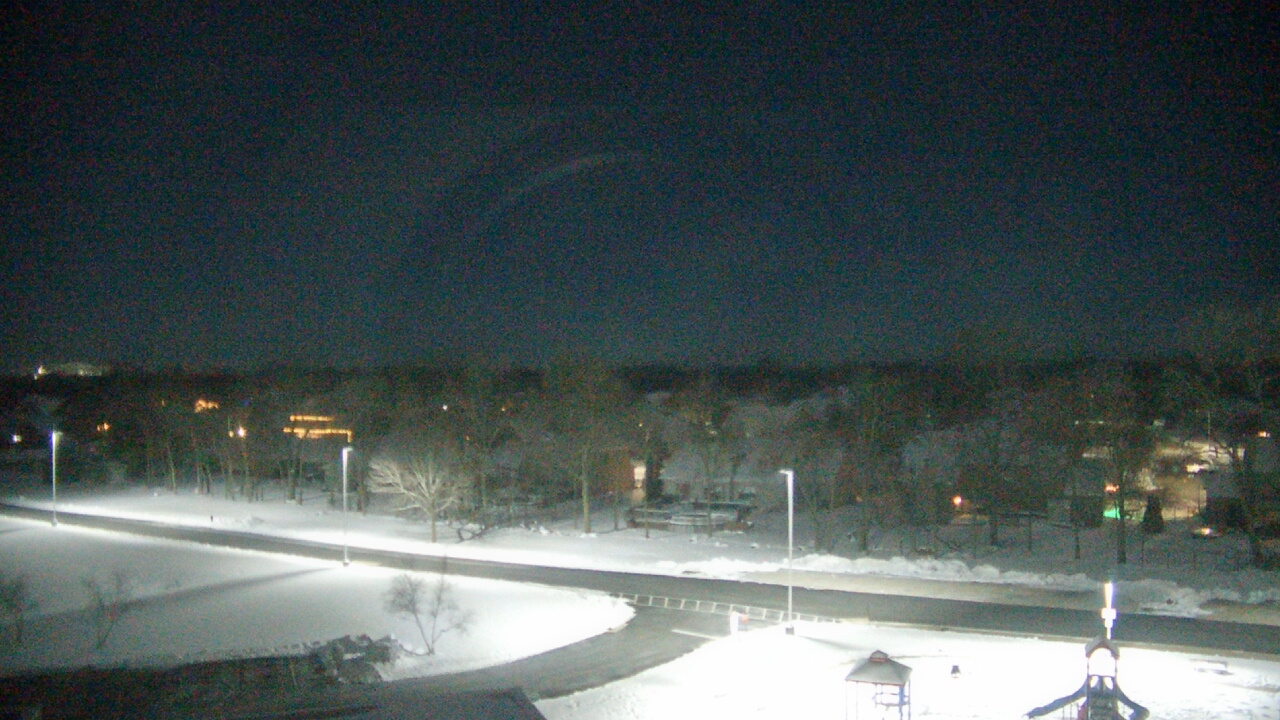 Thumbnail for current weather camera view from Morris Elementary School in Morris, Illinois