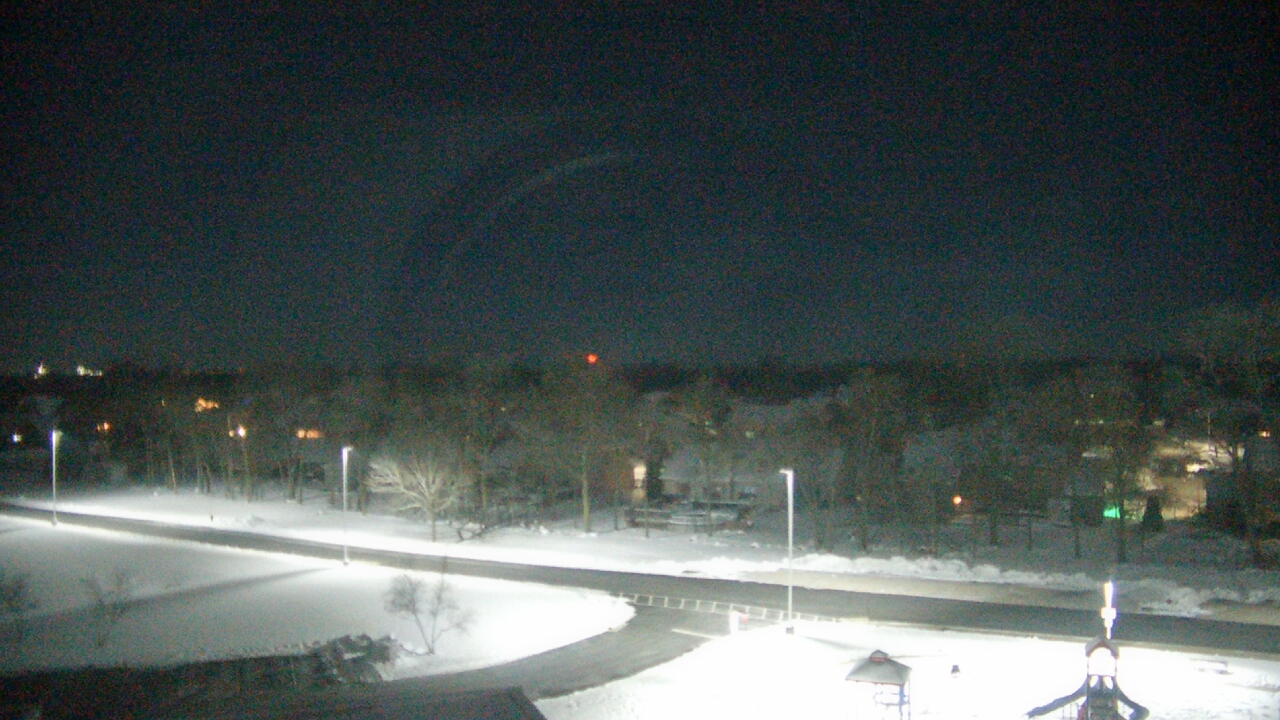 Thumbnail for current weather camera view from Morris Elementary School in Morris, Illinois