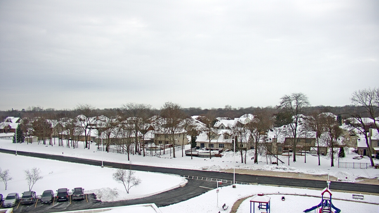 Thumbnail for current weather camera view from Morris Elementary School in Morris, Illinois