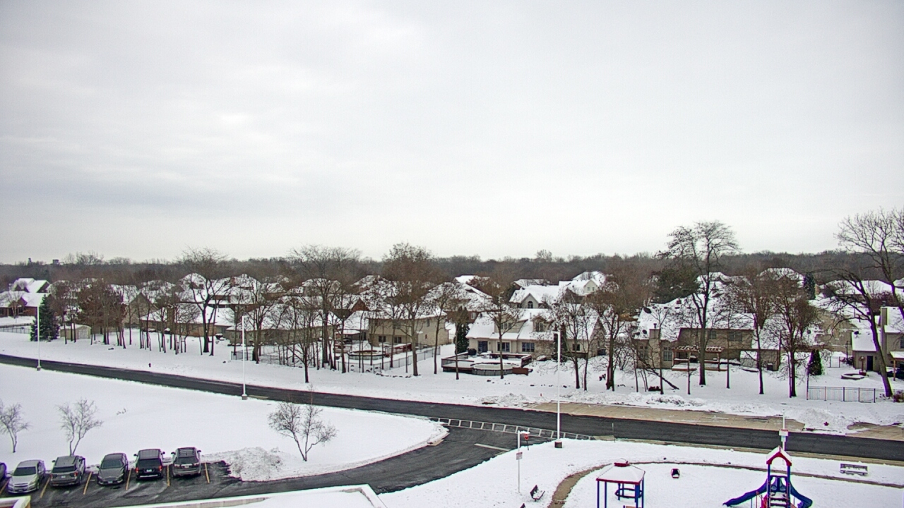 Thumbnail for current weather camera view from Morris Elementary School in Morris, Illinois