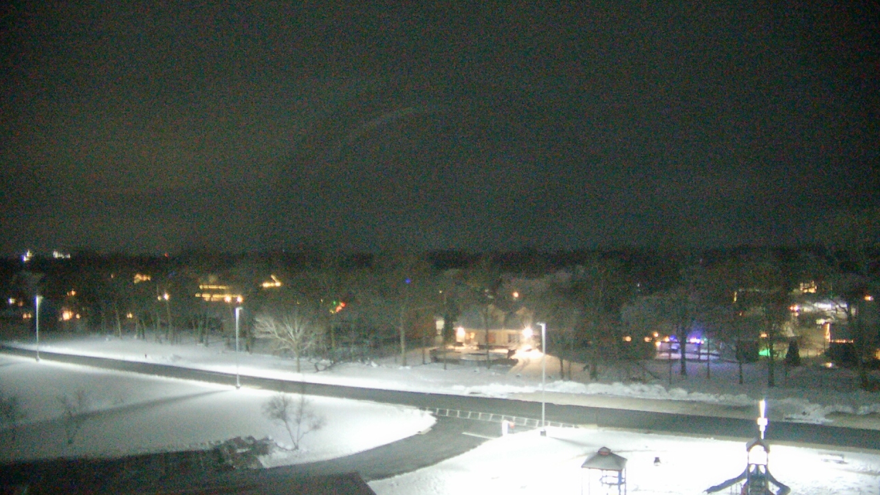 Thumbnail for current weather camera view from Morris Elementary School in Morris, Illinois