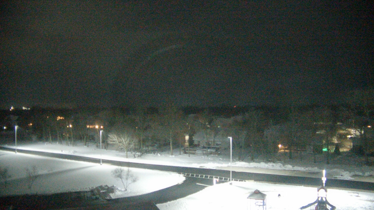 Thumbnail for current weather camera view from Morris Elementary School in Morris, Illinois