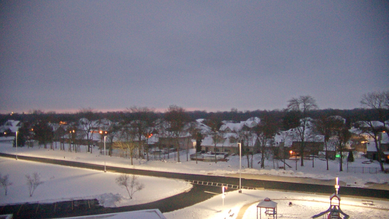 Thumbnail for current weather camera view from Morris Elementary School in Morris, Illinois