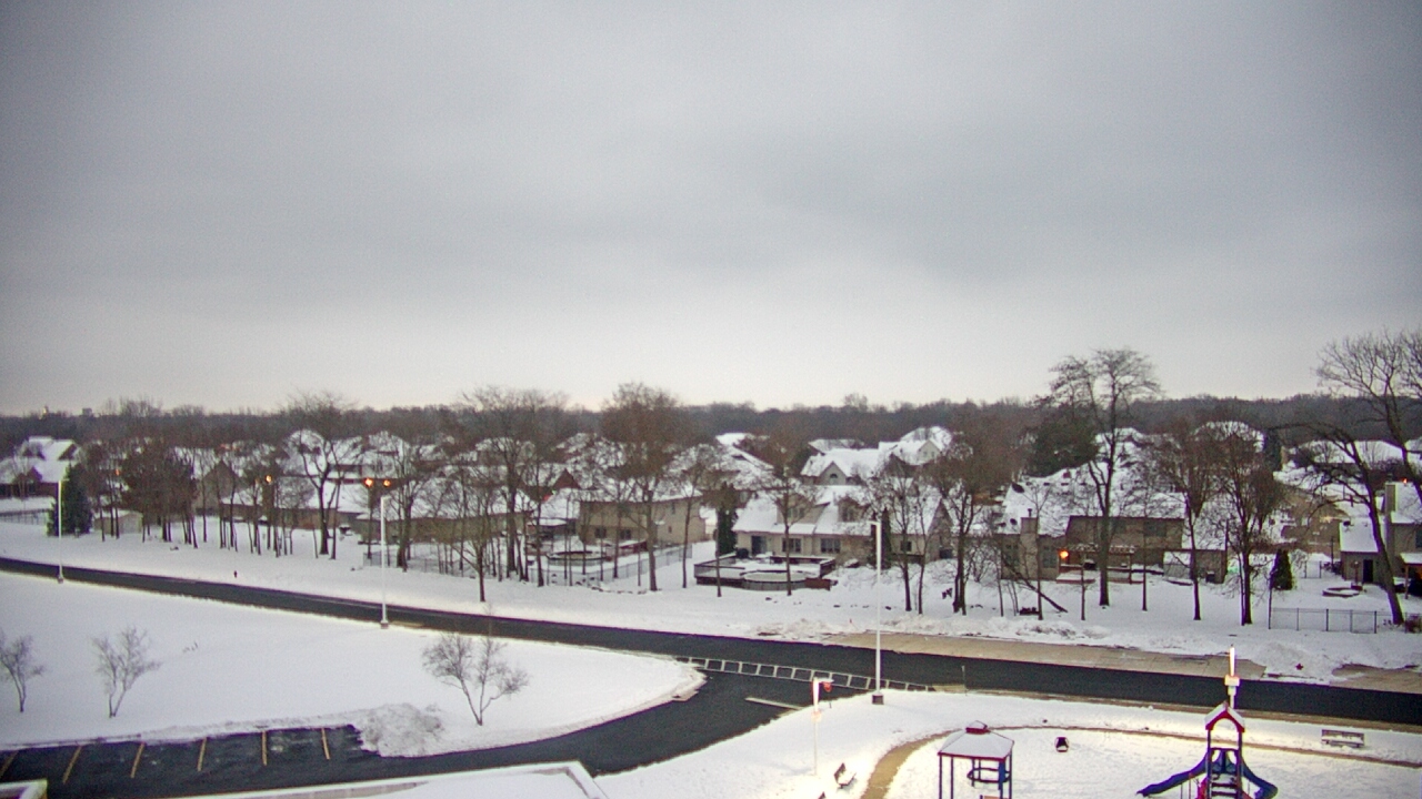 Thumbnail for current weather camera view from Morris Elementary School in Morris, Illinois