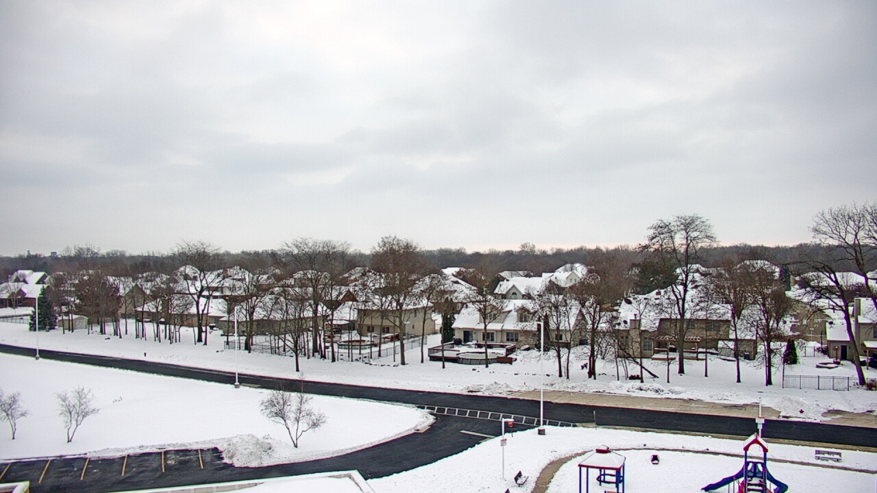 Thumbnail for current weather camera view from Morris Elementary School in Morris, Illinois