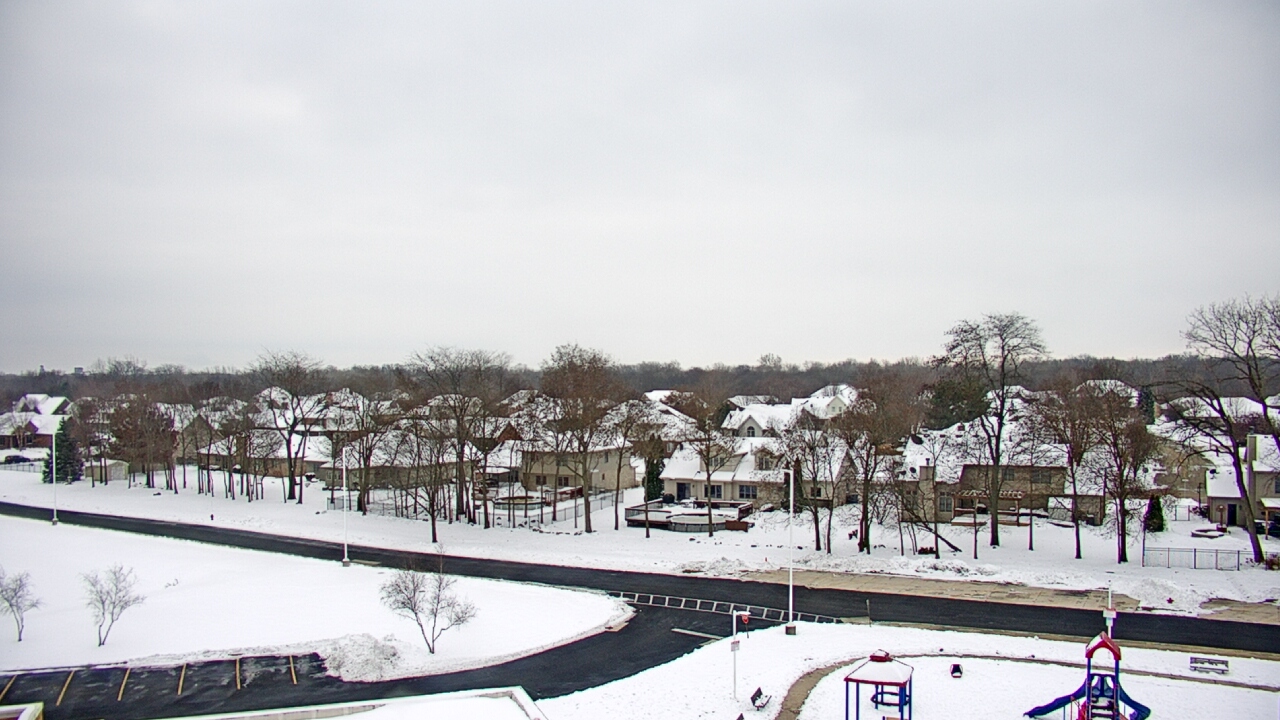 Thumbnail for current weather camera view from Morris Elementary School in Morris, Illinois