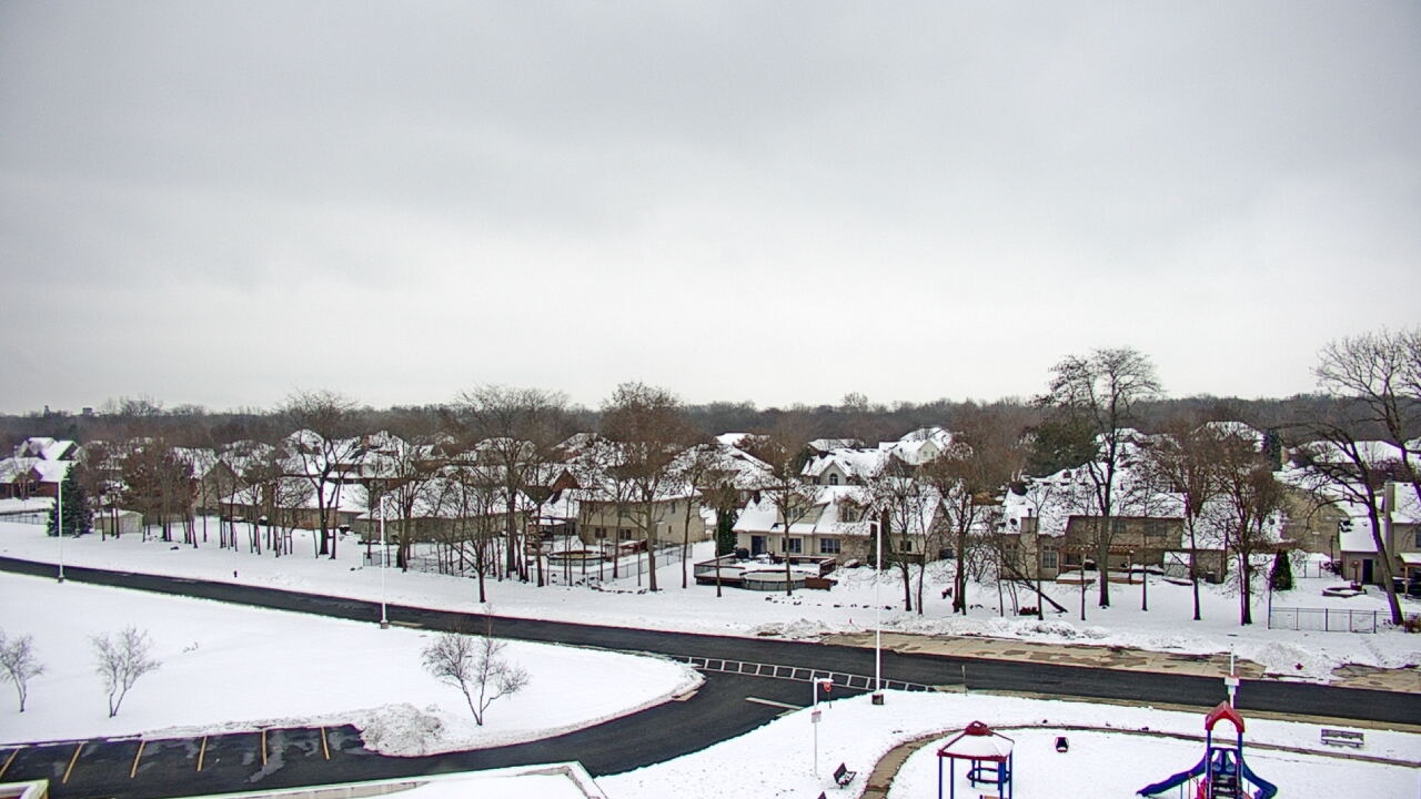 Thumbnail for current weather camera view from Morris Elementary School in Morris, Illinois