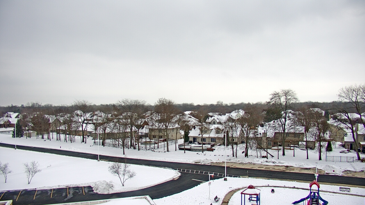 Thumbnail for current weather camera view from Morris Elementary School in Morris, Illinois