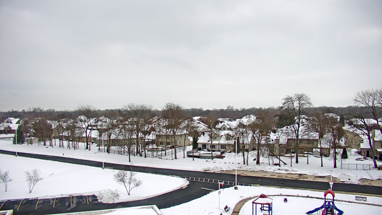 Thumbnail for current weather camera view from Morris Elementary School in Morris, Illinois