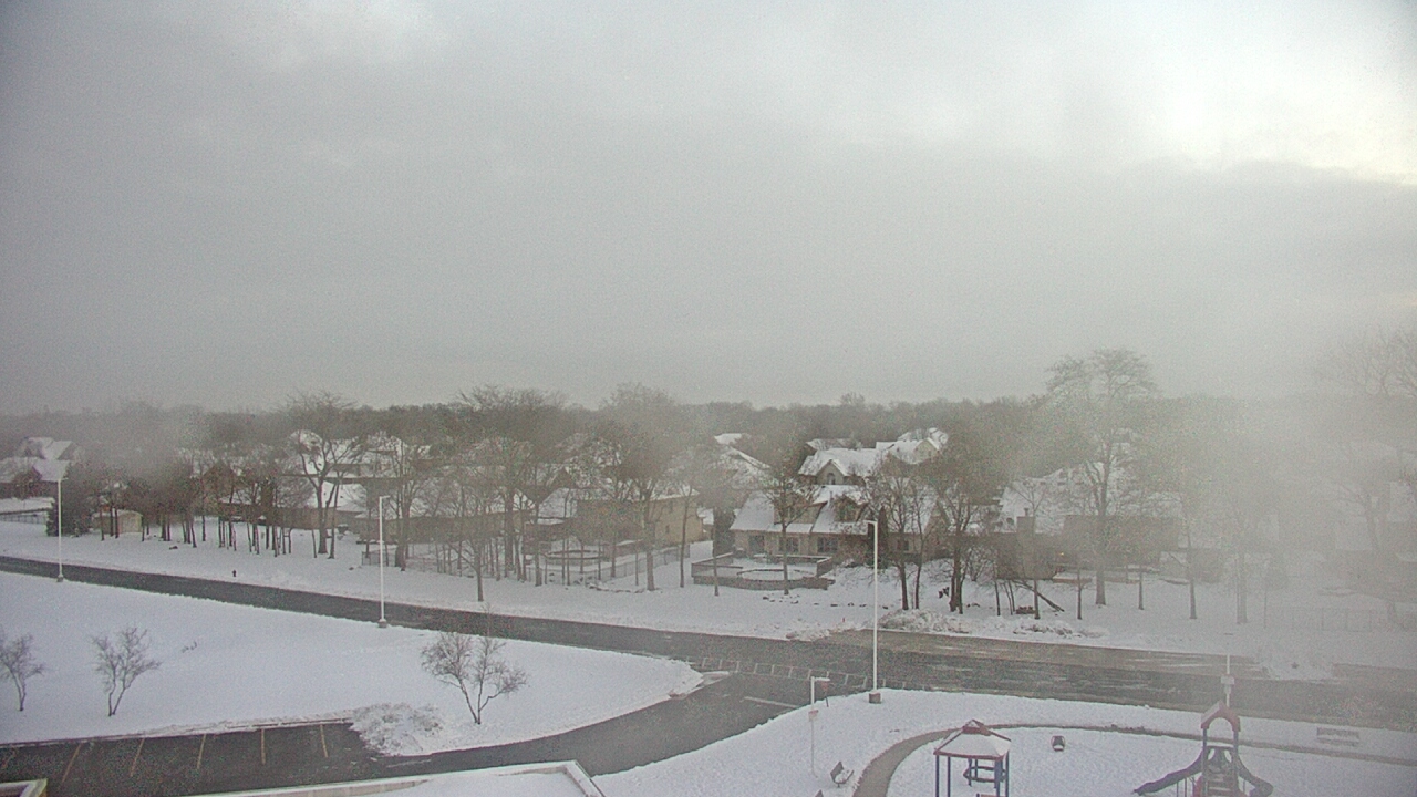 Thumbnail for current weather camera view from Morris Elementary School in Morris, Illinois