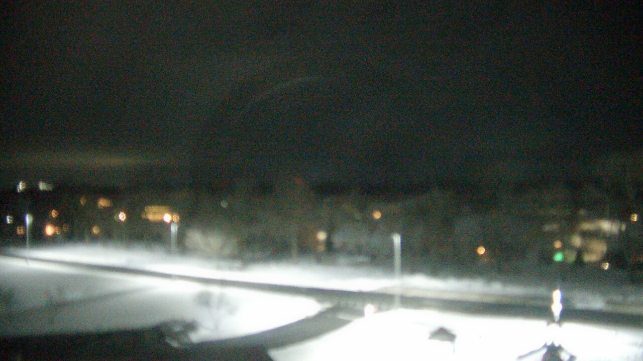 Thumbnail for current weather camera view from Morris Elementary School in Morris, Illinois