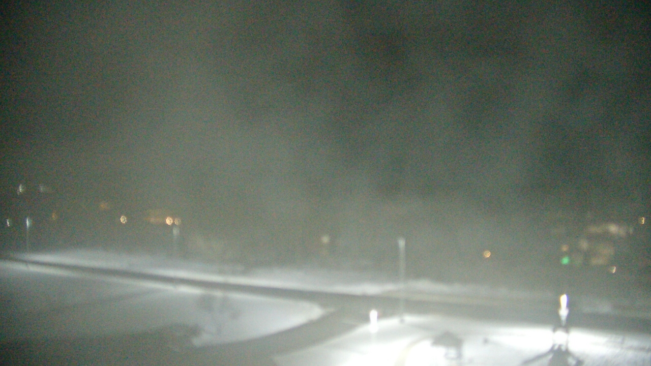 Thumbnail for current weather camera view from Morris Elementary School in Morris, Illinois