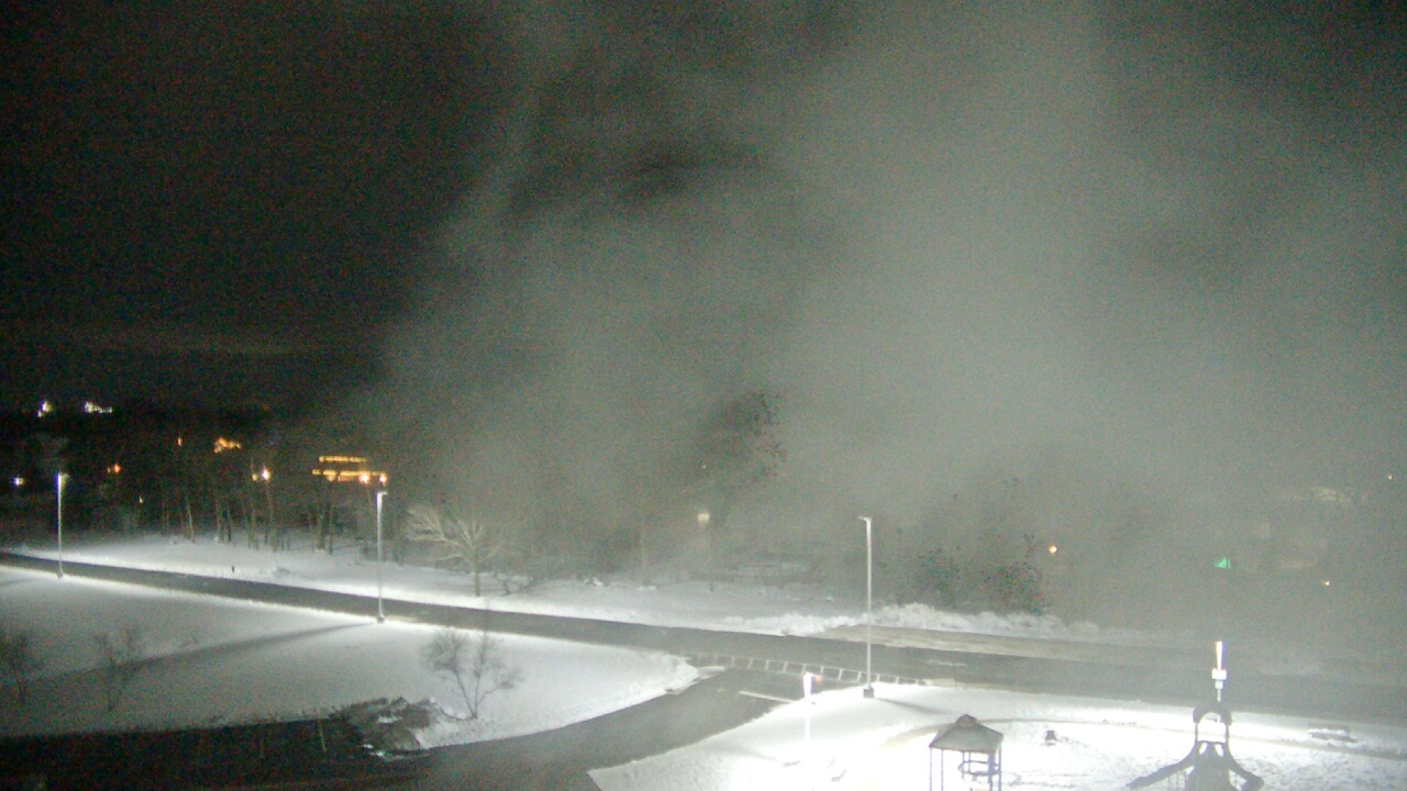 Thumbnail for current weather camera view from Morris Elementary School in Morris, Illinois