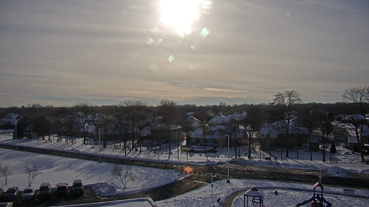 Thumbnail for current weather camera view from Morris Elementary School in Morris, Illinois