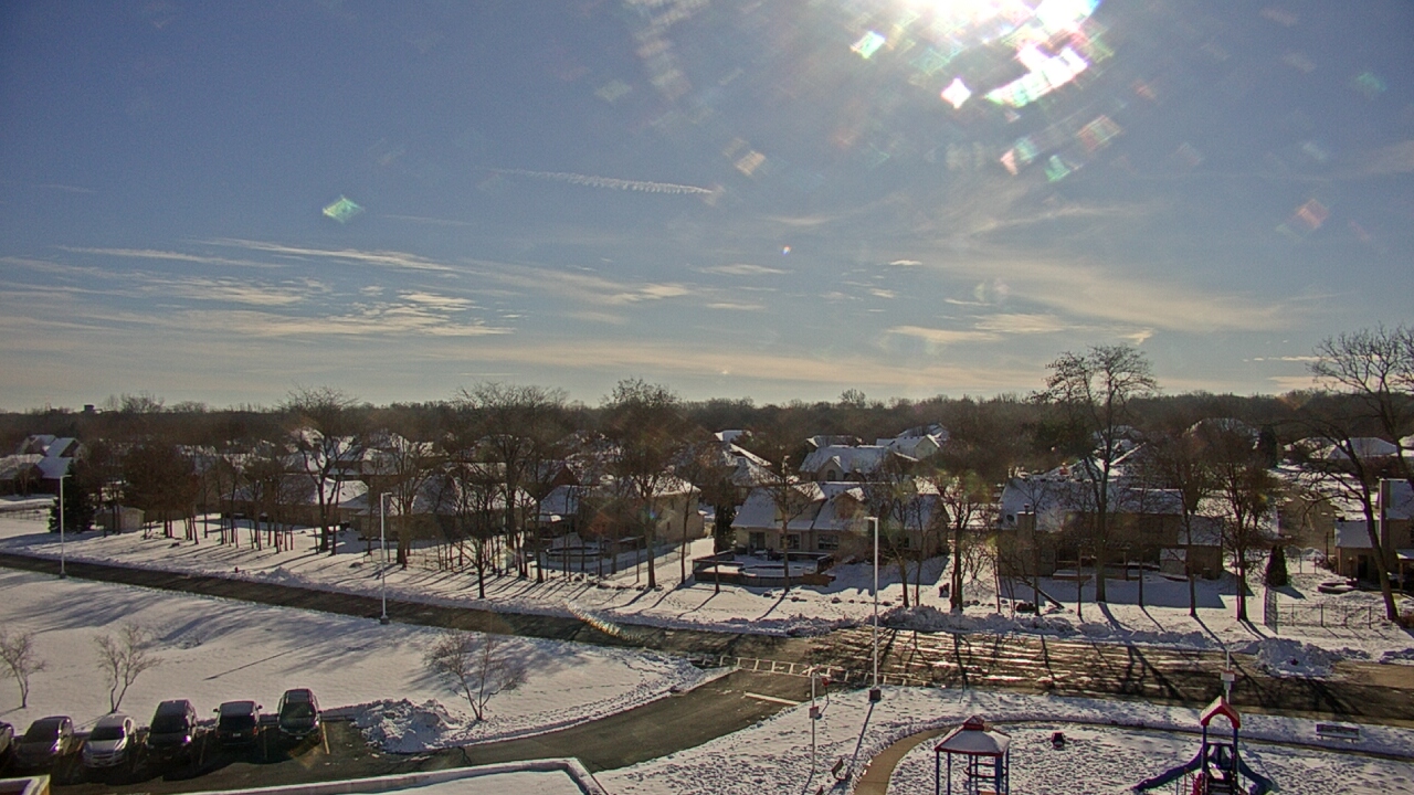 Thumbnail for current weather camera view from Morris Elementary School in Morris, Illinois