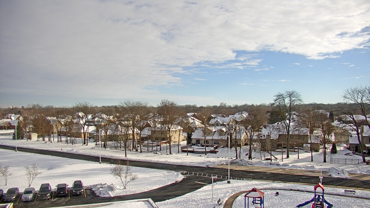 Thumbnail for current weather camera view from Morris Elementary School in Morris, Illinois