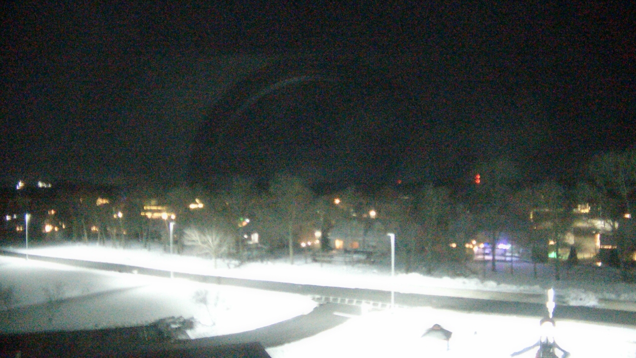 Thumbnail for current weather camera view from Morris Elementary School in Morris, Illinois