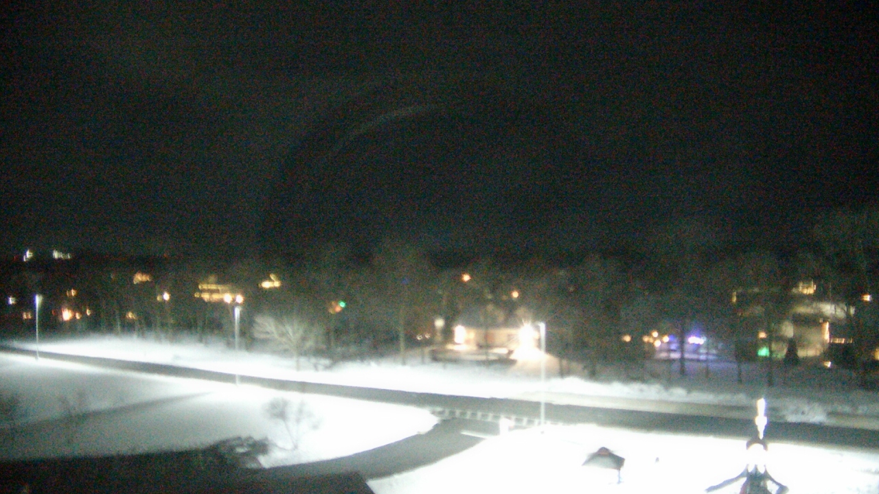 Thumbnail for current weather camera view from Morris Elementary School in Morris, Illinois