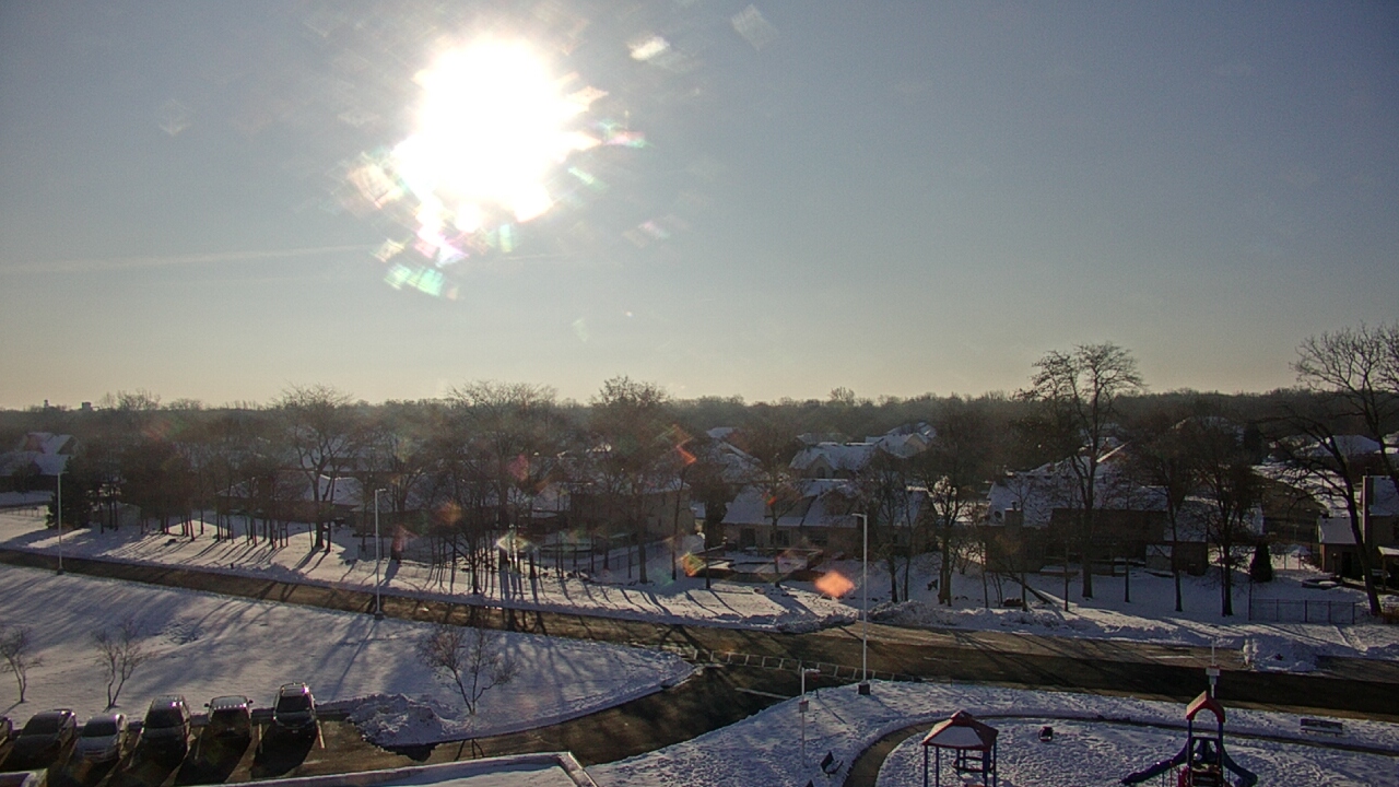 Thumbnail for current weather camera view from Morris Elementary School in Morris, Illinois