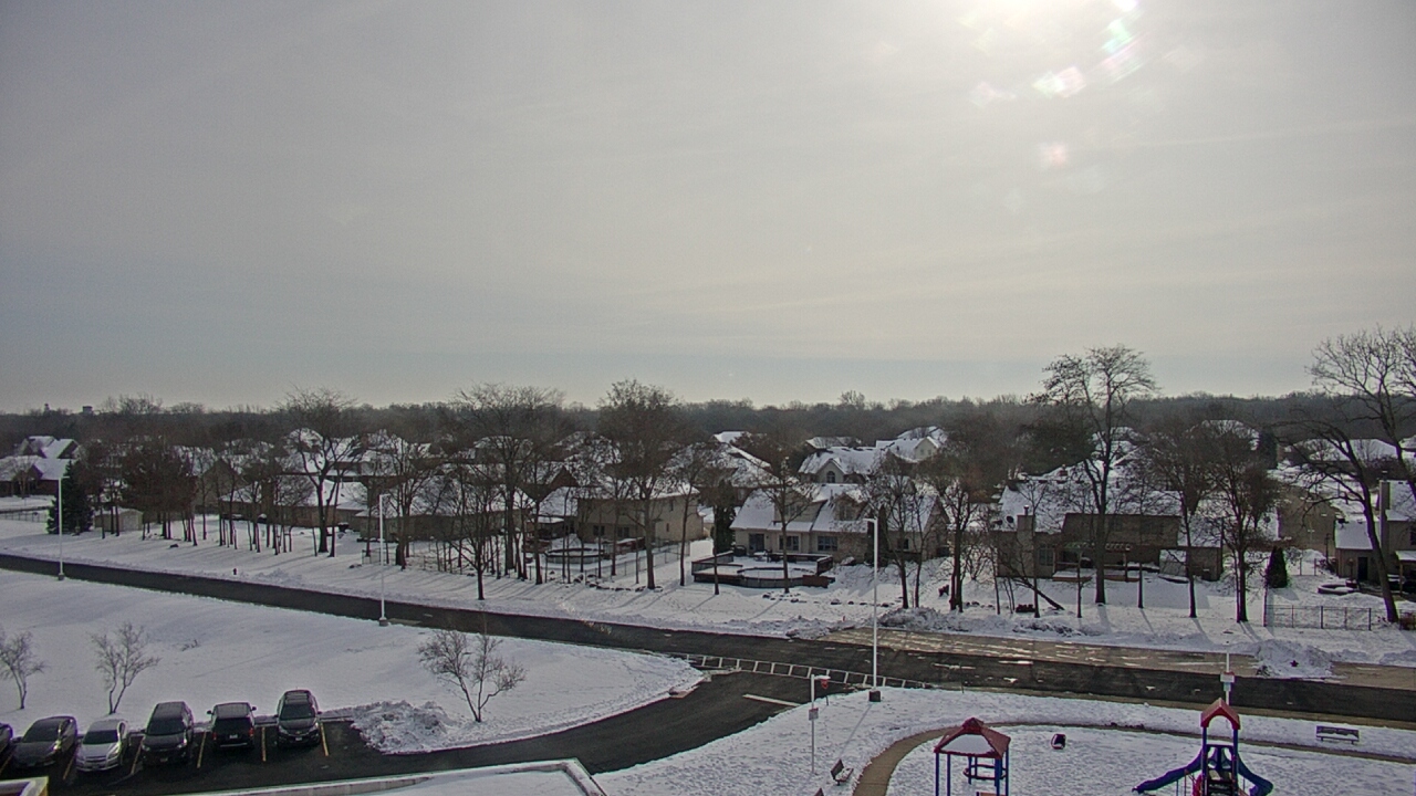 Thumbnail for current weather camera view from Morris Elementary School in Morris, Illinois