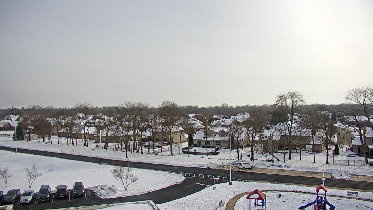 Thumbnail for current weather camera view from Morris Elementary School in Morris, Illinois