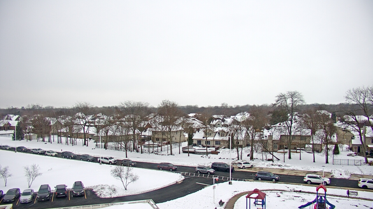 Thumbnail for current weather camera view from Morris Elementary School in Morris, Illinois