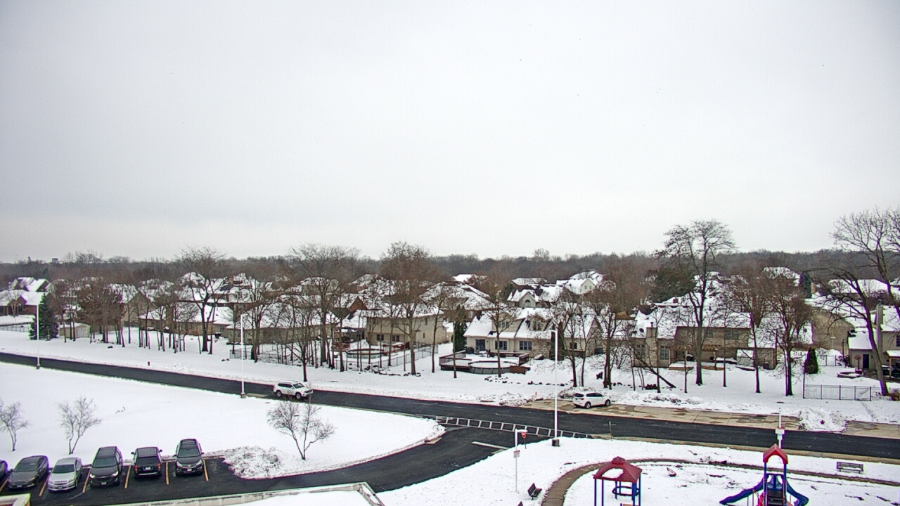 Thumbnail for current weather camera view from Morris Elementary School in Morris, Illinois