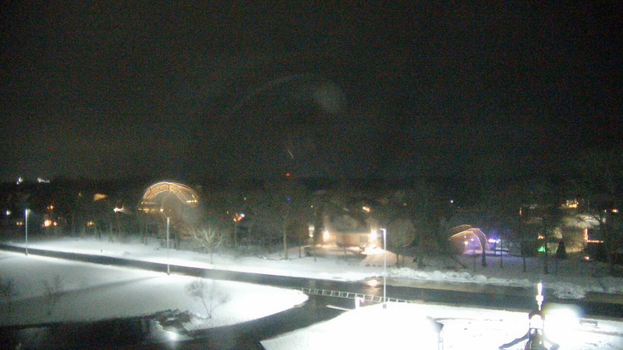 Thumbnail for current weather camera view from Morris Elementary School in Morris, Illinois