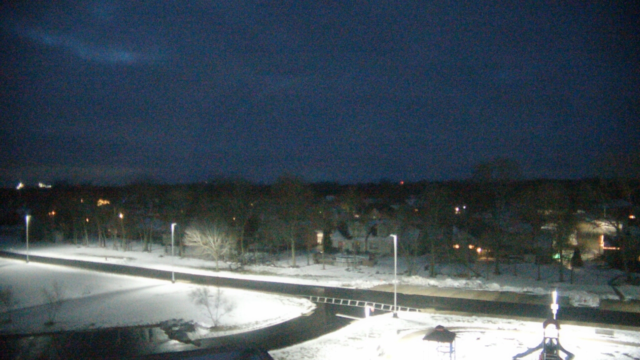 Thumbnail for current weather camera view from Morris Elementary School in Morris, Illinois