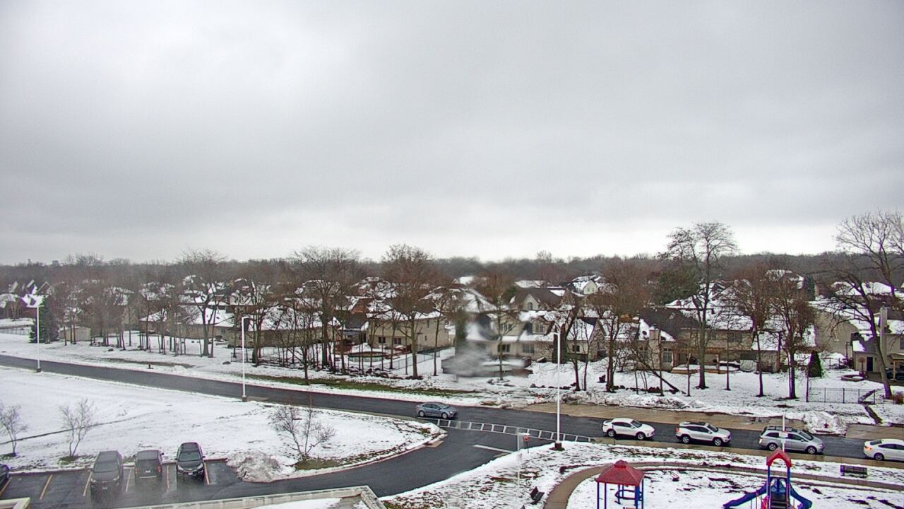 Thumbnail for current weather camera view from Morris Elementary School in Morris, Illinois