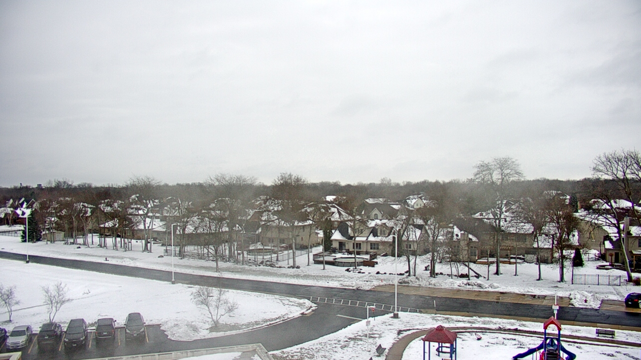 Thumbnail for current weather camera view from Morris Elementary School in Morris, Illinois
