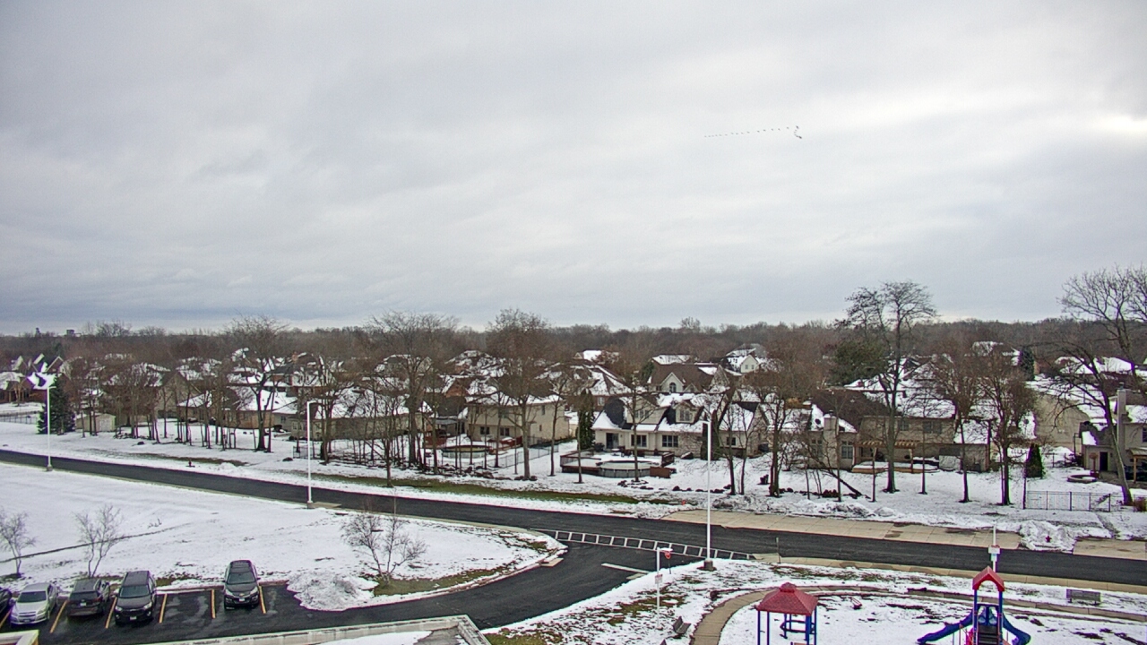 Thumbnail for current weather camera view from Morris Elementary School in Morris, Illinois