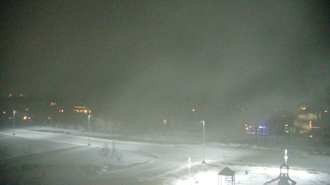 Thumbnail for current weather camera view from Morris Elementary School in Morris, Illinois