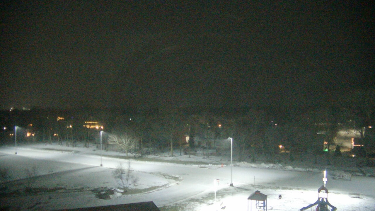 Thumbnail for current weather camera view from Morris Elementary School in Morris, Illinois