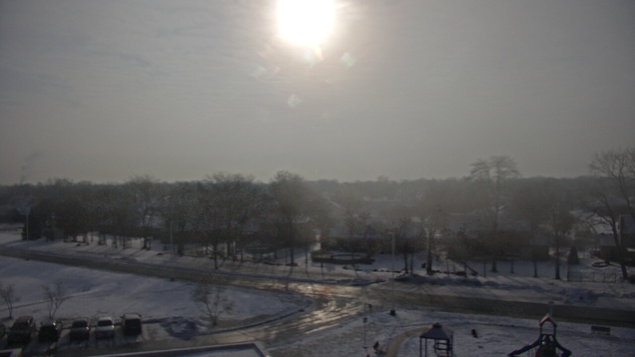 Thumbnail for current weather camera view from Morris Elementary School in Morris, Illinois