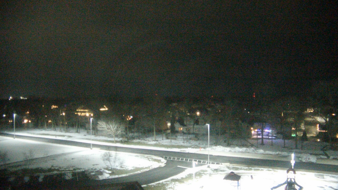 Thumbnail for current weather camera view from Morris Elementary School in Morris, Illinois