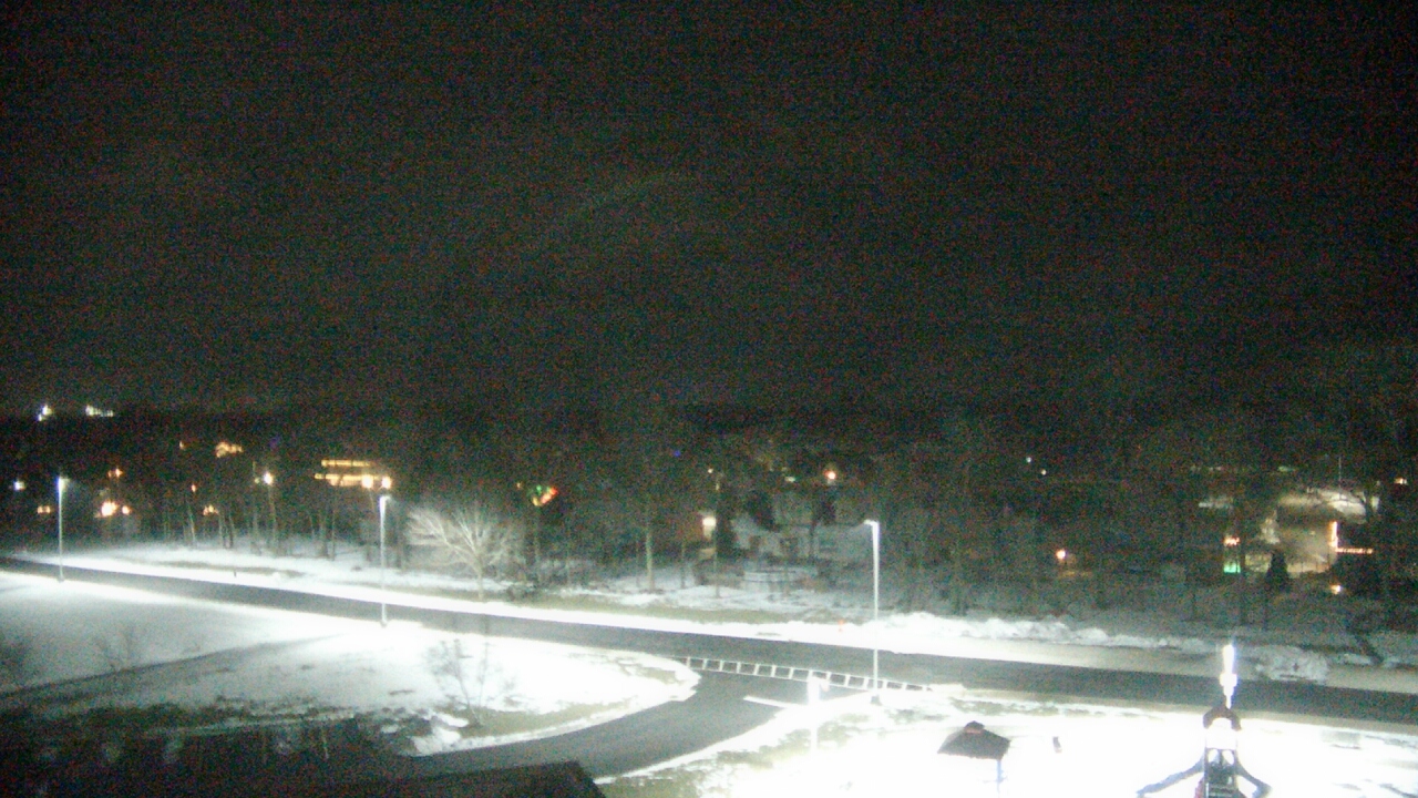 Thumbnail for current weather camera view from Morris Elementary School in Morris, Illinois