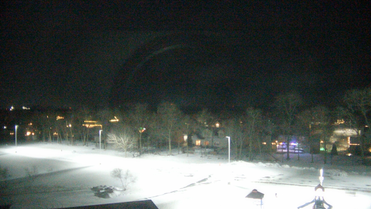 Thumbnail for current weather camera view from Morris Elementary School in Morris, Illinois