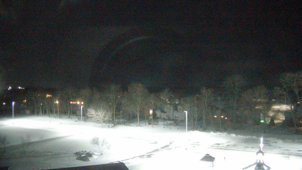 Thumbnail for current weather camera view from Morris Elementary School in Morris, Illinois