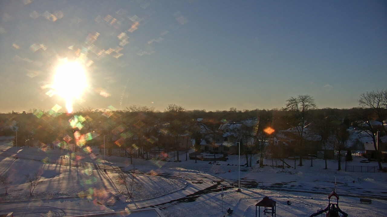 Thumbnail for current weather camera view from Morris Elementary School in Morris, Illinois