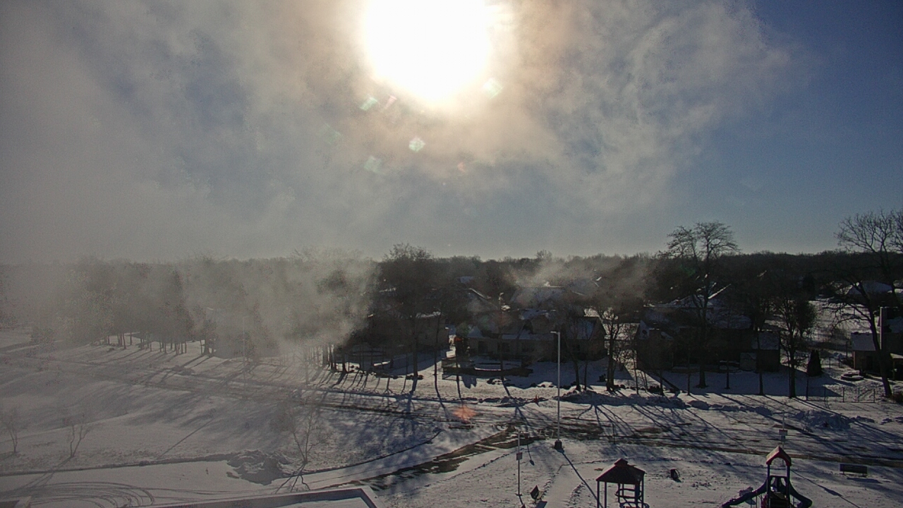 Thumbnail for current weather camera view from Morris Elementary School in Morris, Illinois